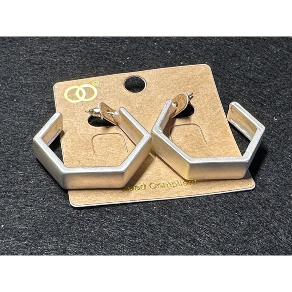 Silver Tone Hexagon Shaped Hoop Earrings Geometric Modern Style New with Tags